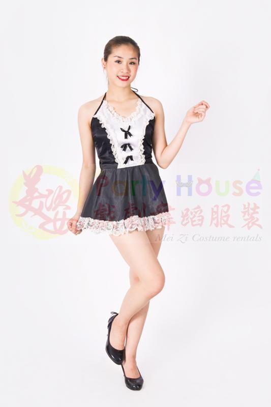 女傭/黑色