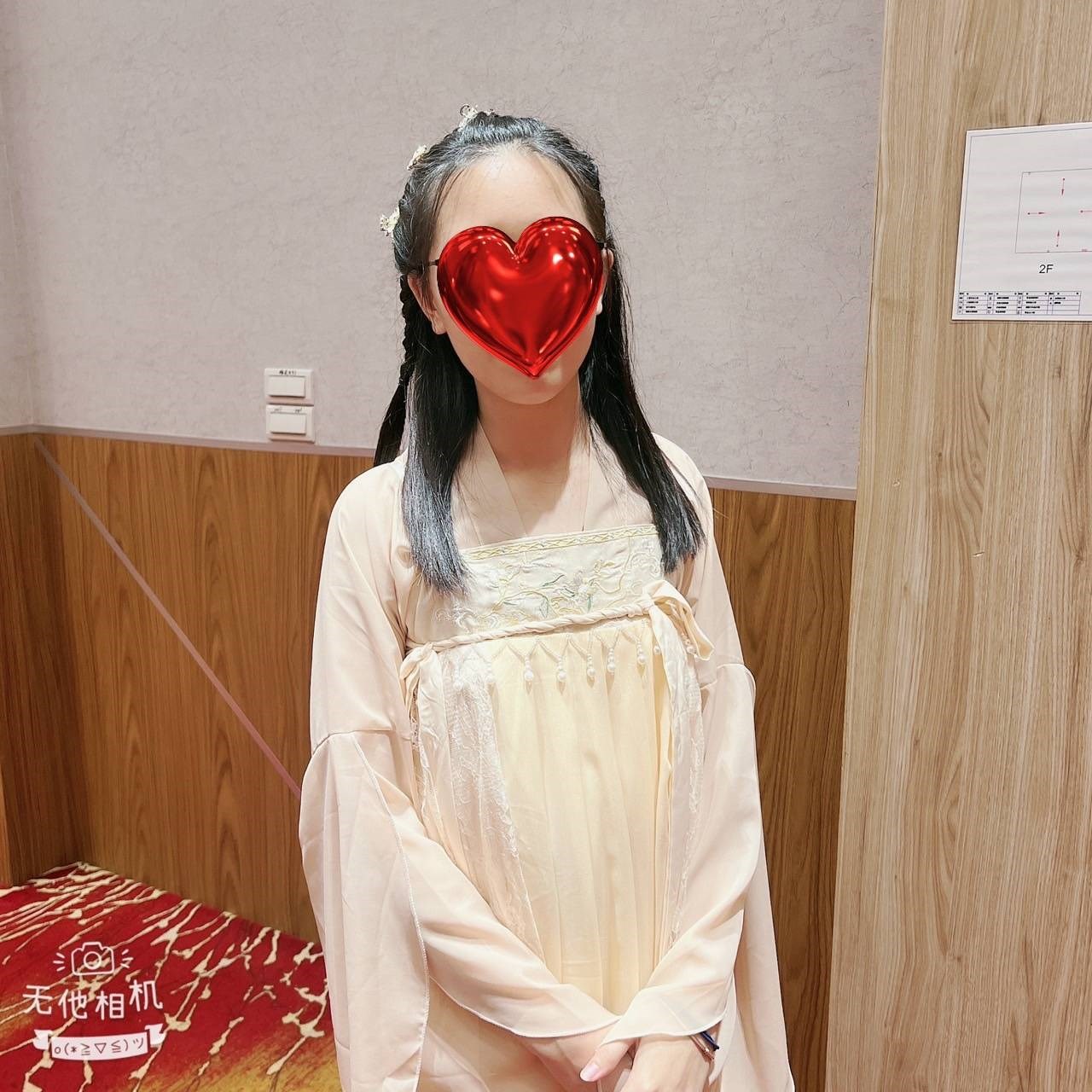 女漢服-黃色